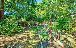 Wine Country Retreat Across from Spring Lake - Santa Rosa, California