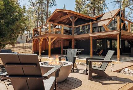 Big Bear Forest Retreat with Wraparound Deck - Big Bear Lake, California