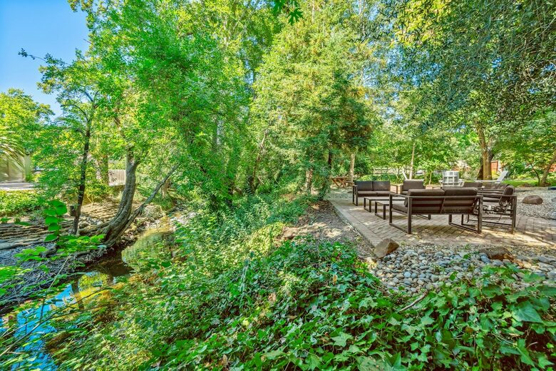 Wine Country Retreat Across from Spring Lake - Santa Rosa, California