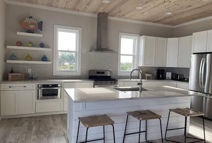 Green Turtle Cay Luxury Villa on Bita Bay - Green Turtle Cay, Bahamas