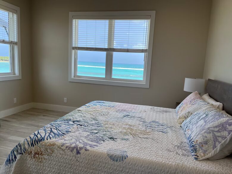 Green Turtle Cay Luxury Villa on Bita Bay - Green Turtle Cay, Bahamas