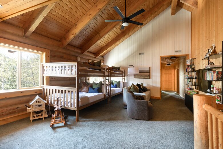 Remote Luxury Lodge Near Park City with Year-Round Adventure - Oakley, Utah