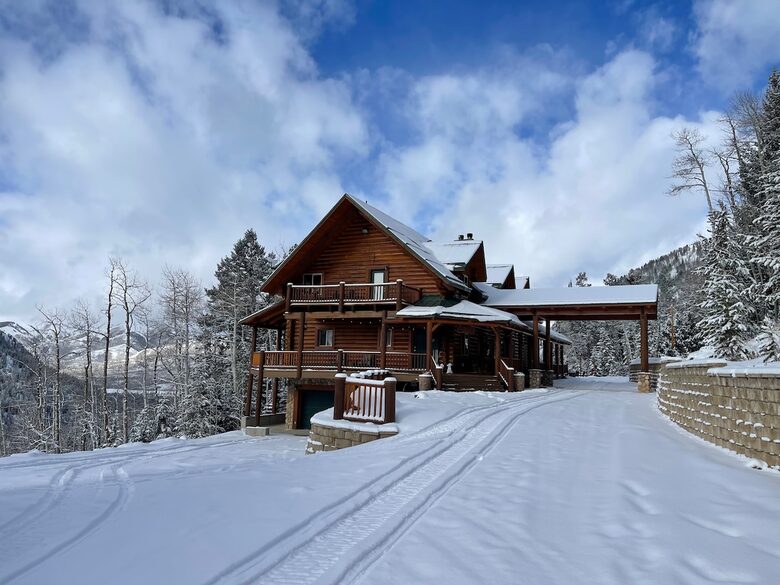 Remote Luxury Lodge Near Park City with Year-Round Adventure - Oakley, Utah