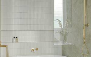 Waterfront Grandeur on the Sunshine Coast - Sunshine Coast, Australia