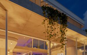 Waterfront Grandeur on the Sunshine Coast - Sunshine Coast, Australia