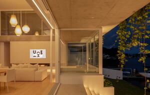 Waterfront Grandeur on the Sunshine Coast - Sunshine Coast, Australia