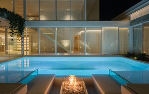 Waterfront Grandeur on the Sunshine Coast - Sunshine Coast, Australia