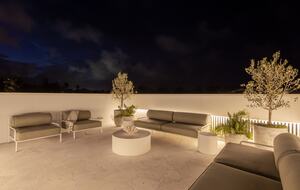 Waterfront Grandeur on the Sunshine Coast - Sunshine Coast, Australia