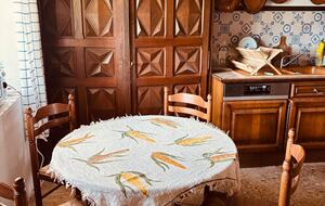 Peaceful Dordogne Estate Surrounded by Nature - Veyrines-de-Domme, France