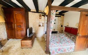 Peaceful Dordogne Estate Surrounded by Nature - Veyrines-de-Domme, France