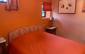 Peaceful Dordogne Estate Surrounded by Nature - Veyrines-de-Domme, France