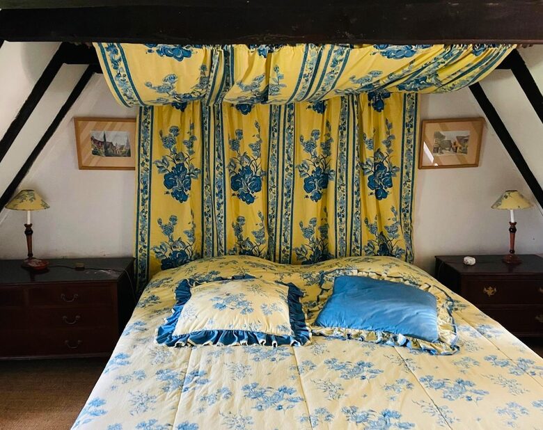 Peaceful Dordogne Estate Surrounded by Nature - Veyrines-de-Domme, France