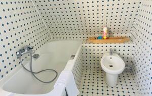 Peaceful Dordogne Estate Surrounded by Nature - Veyrines-de-Domme, France