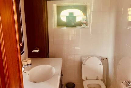 Peaceful Dordogne Estate Surrounded by Nature - Veyrines-de-Domme, France