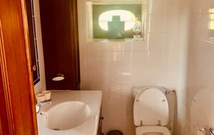 Peaceful Dordogne Estate Surrounded by Nature - Veyrines-de-Domme, France