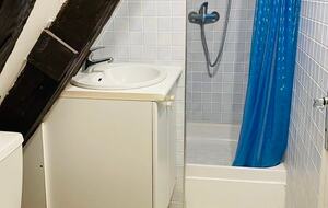 Peaceful Dordogne Estate Surrounded by Nature - Veyrines-de-Domme, France