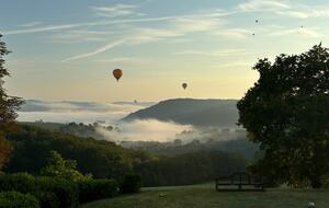 Peaceful Dordogne Estate Surrounded by Nature - Veyrines-de-Domme, France