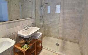 Seafront Elegance in Cala d’Or - Cala d'Or, Mallorca, Spain