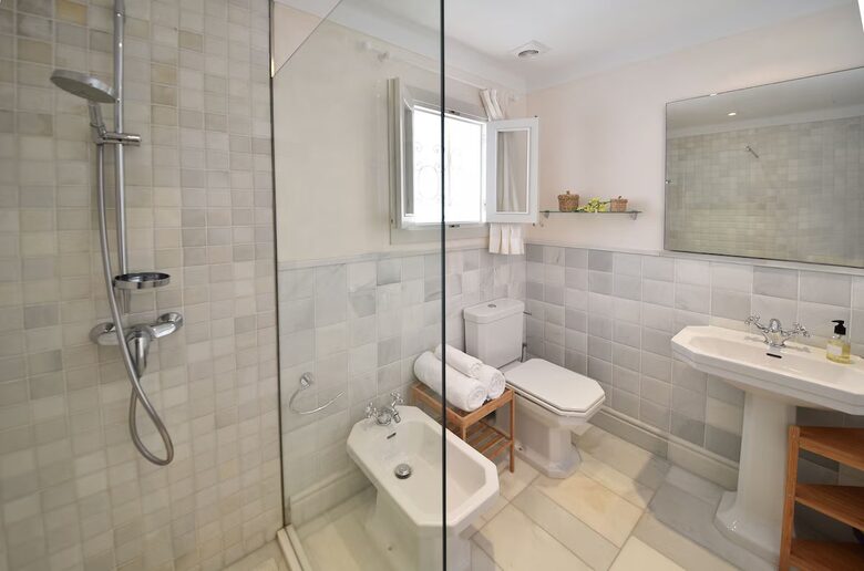 Seafront Elegance in Cala d’Or - Cala d'Or, Mallorca, Spain