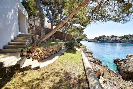 Seafront Elegance in Cala d’Or - Cala d'Or, Mallorca, Spain