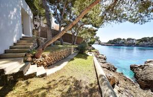 Seafront Elegance in Cala d’Or - Cala d'Or, Mallorca, Spain