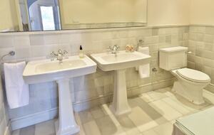 Seafront Elegance in Cala d’Or - Cala d'Or, Mallorca, Spain