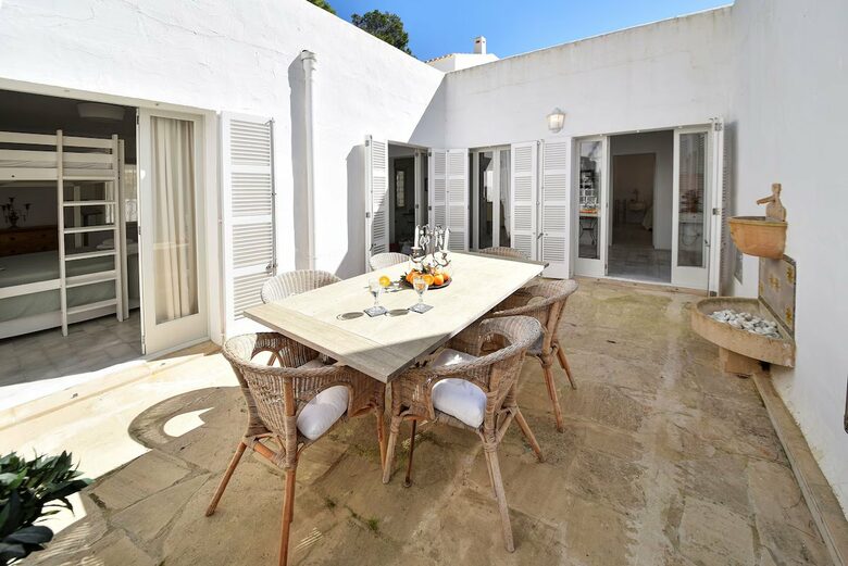 Seafront Elegance in Cala d’Or - Cala d'Or, Mallorca, Spain