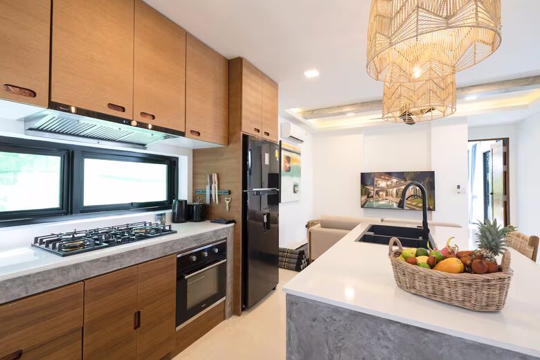 Tropical Seaview Retreat Close to Long Beach & Relax Bay - Koh Lanta, Thailand