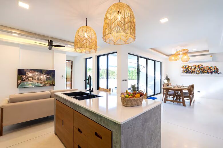 Tropical Seaview Retreat Close to Long Beach & Relax Bay - Koh Lanta, Thailand