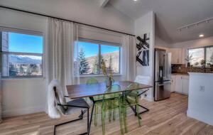 Lake Dillon Designer Retreat with Mountain Views - Dillon, Colorado