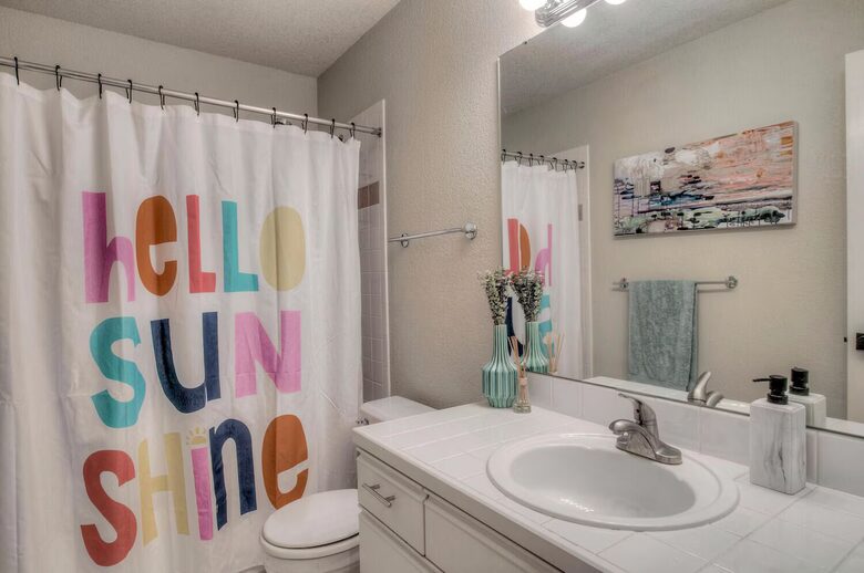 Lake Dillon Designer Retreat with Mountain Views - Dillon, Colorado