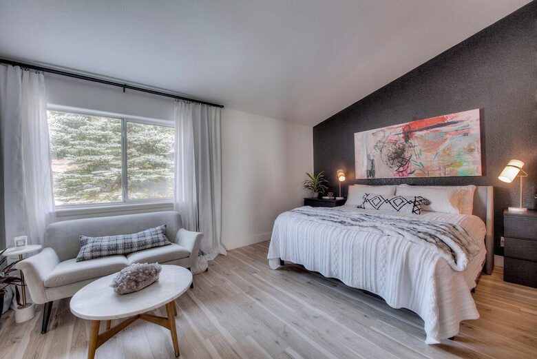 Lake Dillon Designer Retreat with Mountain Views - Dillon, Colorado