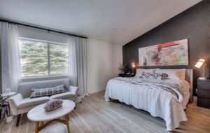 Lake Dillon Designer Retreat with Mountain Views - Dillon, Colorado