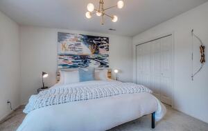 Lake Dillon Designer Retreat with Mountain Views - Dillon, Colorado