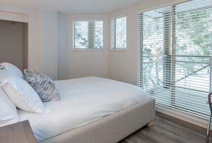 Alpine Elegance in the Heart of Whistler Village - Whistler, Canada