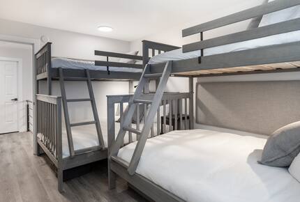 Alpine Elegance in the Heart of Whistler Village - Whistler, Canada