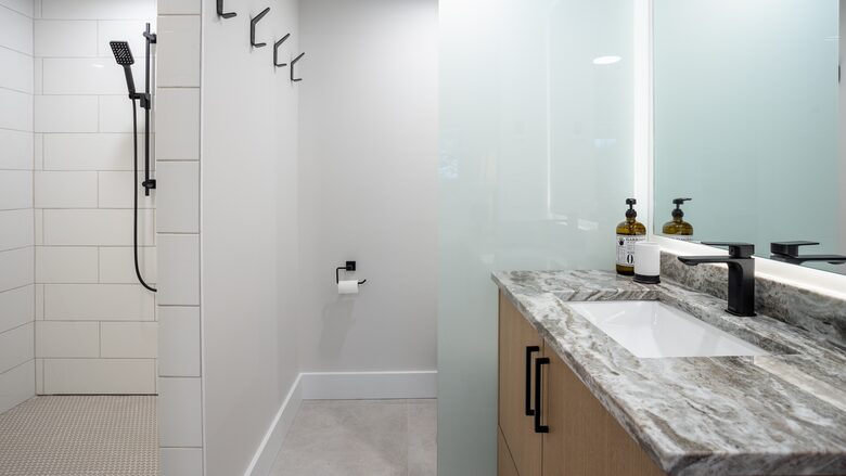 Alpine Elegance in the Heart of Whistler Village - Whistler, Canada