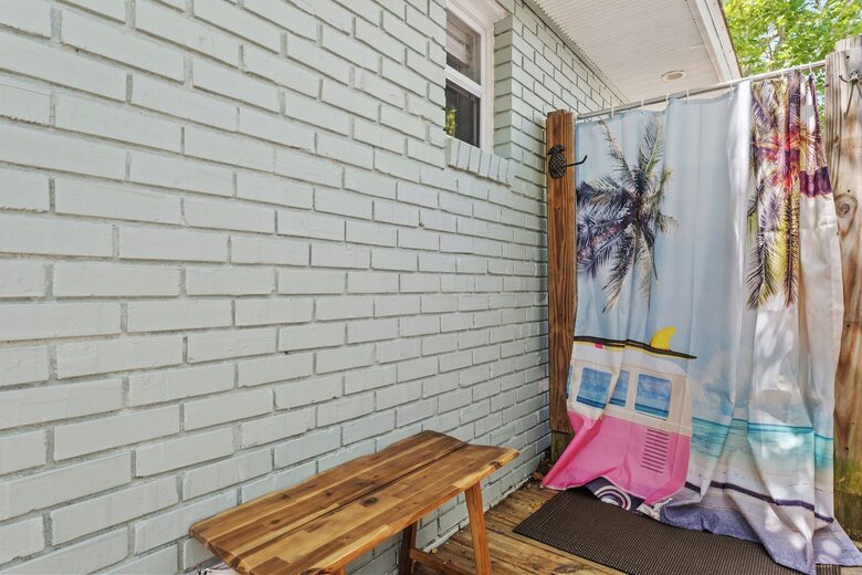 The Brickyard Surf Retreat - Santa Rosa Beach, Florida