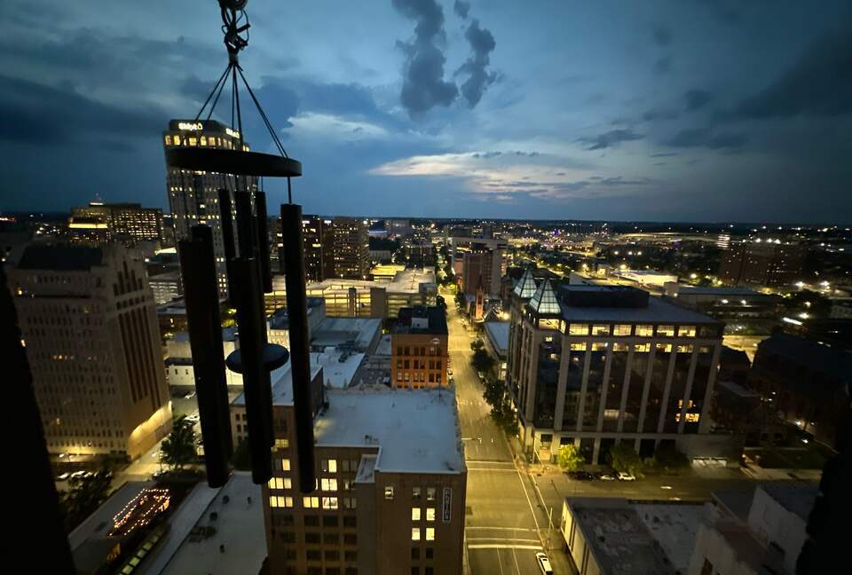 Stylish High-Rise Stay in the Heart of Birmingham - Birmingham, Alabama