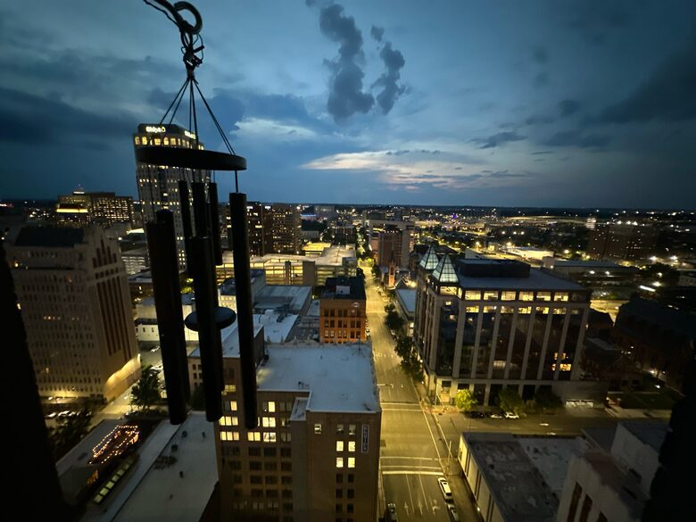 Stylish High-Rise Stay in the Heart of Birmingham - Birmingham, Alabama