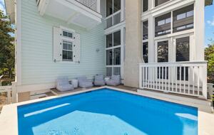 NEW Pool Deck Seating