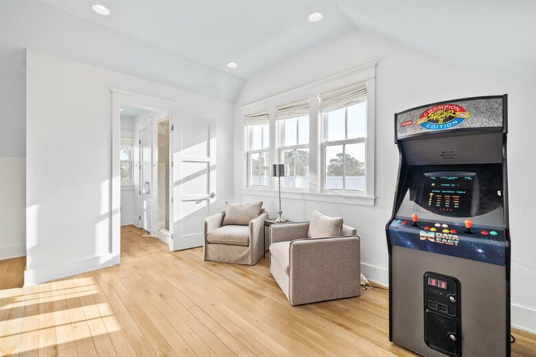 Top Floor Loft Entertainment