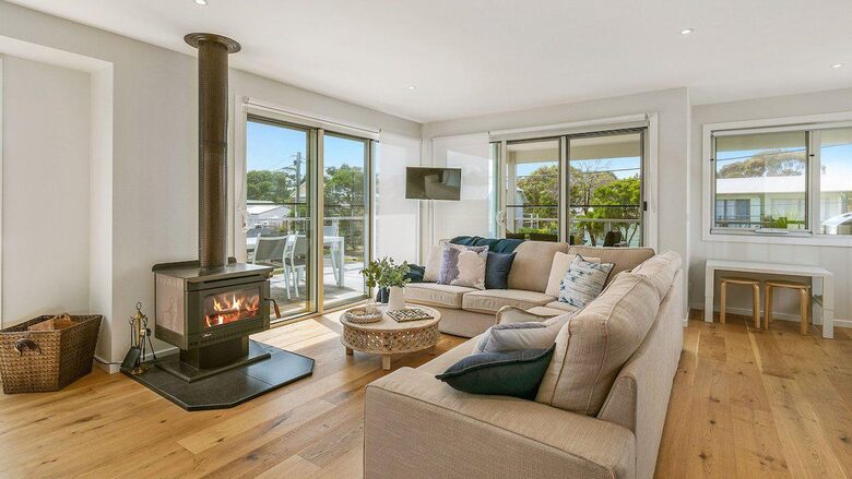 Stylish Seaside Getaway in Phillip Island - Smiths Beach, Australia