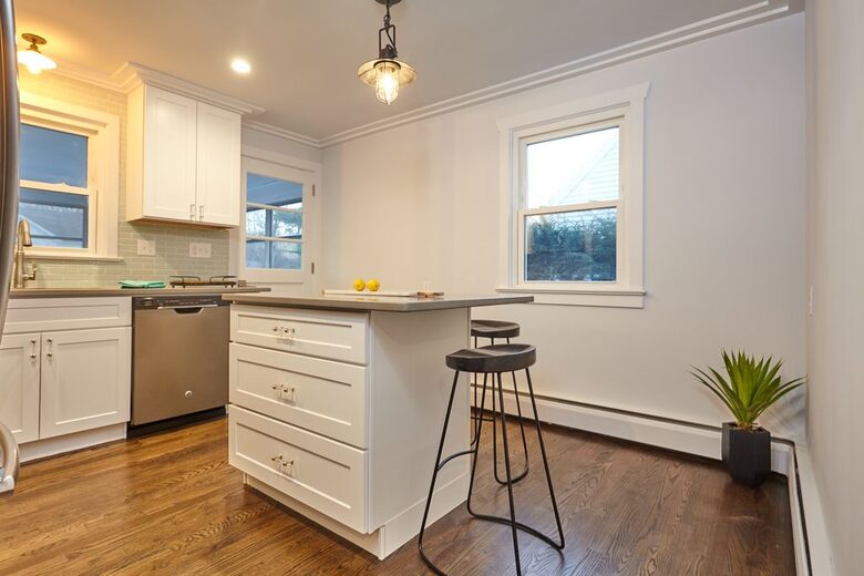 Chic Westport Cape Near Beach & Downtown - Westport, Connecticut