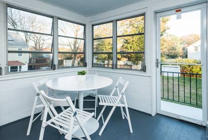 Chic Westport Cape Near Beach & Downtown - Westport, Connecticut