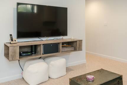 Chic Westport Cape Near Beach & Downtown - Westport, Connecticut