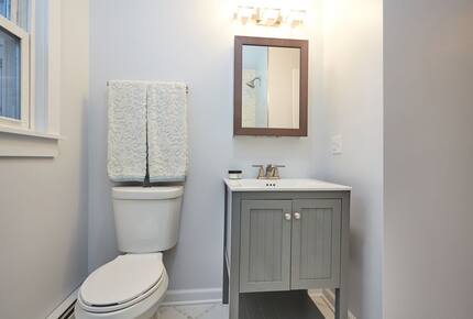 Chic Westport Cape Near Beach & Downtown - Westport, Connecticut