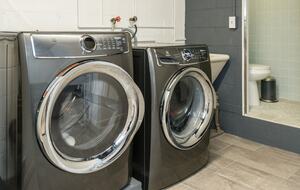 Chic Westport Cape Near Beach & Downtown - Westport, Connecticut