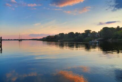 Chic Westport Cape Near Beach & Downtown - Westport, Connecticut