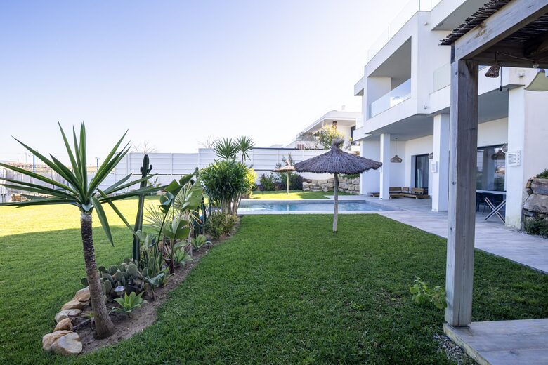 Villa Retinta: Sophisticated Coastal Villa with Panoramic Views - Tarifa, Spain